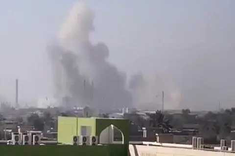 تەقینەوەیەکی بەهێز لە بنەی حەشدی شەعبی لە بەغدا؛ گومانەكان سەبارەت بە هێرشی فڕۆکەی بێفڕۆکەوان