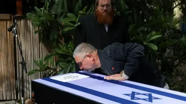 Hamas, cesedê Îsraîliyê di sala 2014an de dîl girtibû dît