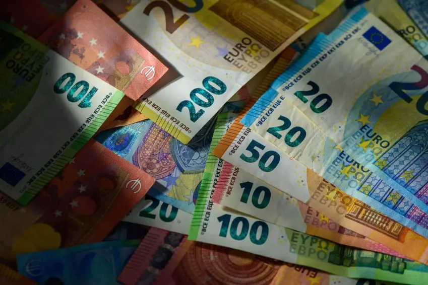 میدیای ڕۆژئاوایی : یەکیتی ئەورووپا سەروەت و سامانی ڕووسیا بۆ ماوەیەکی نادیار بەستووە