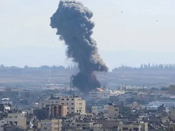 رۆژنامەی ئیسرائیلی مكەوەر ڕیشۆن : کاری ئیسرائیل لەگەڵ بەرنامە ئەتۆمییەکەی ئێران کۆتایی نەهاتووە و ئەگەری هێرشێکی دیکە هەیە