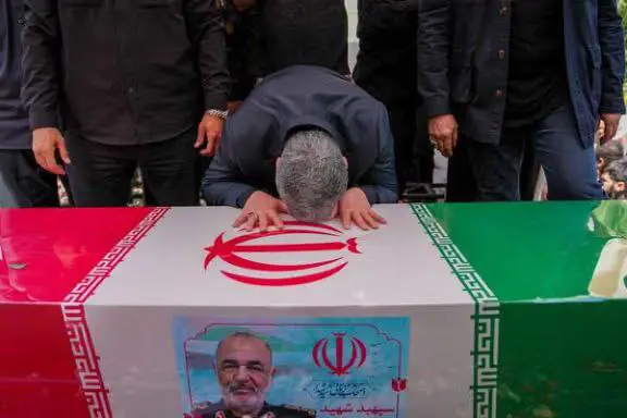 دان پێدانانێکی بێ وێنە لە ناو سوپای پاسداران؛ شکستی هەواڵگری کۆماری ئیسلامی دژی ئیسرائیل