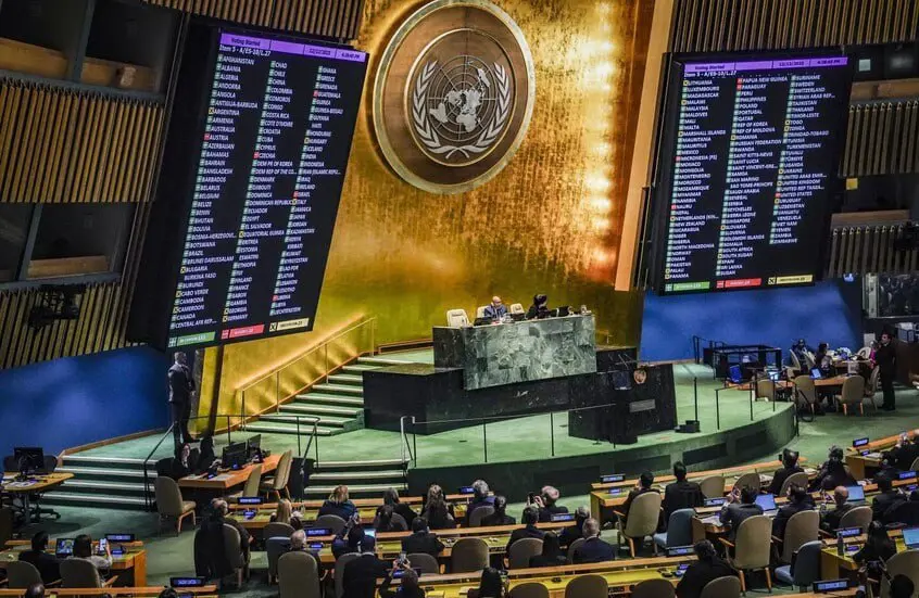 نێردەی ئیسرائیل لە نەتەوە یەکگرتووەکان: ئێمە بەرگری لە سنووری باکووری خۆمان دەکەین و ڕێگە نادەین "تیرۆریست و چەکدارەکان" شانبەشانی ئێمە چالاکی بکەن