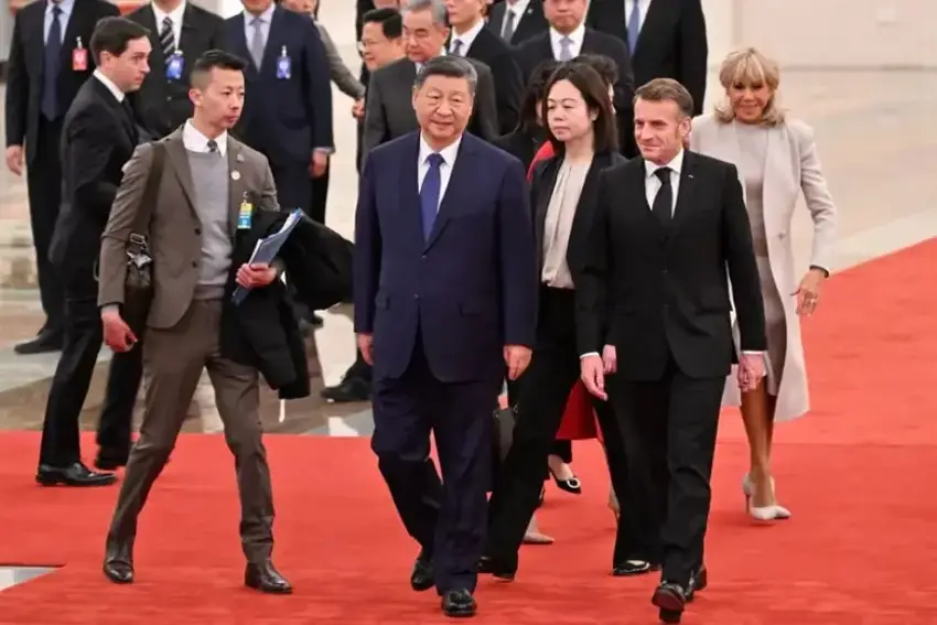 Şi’den Macron’a: Fransa ile birlikte çalışmaya hazırız