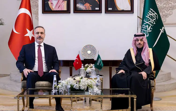 Hakan Fidan, Suudi Arabistan Disisleri Bakani ile görüstü