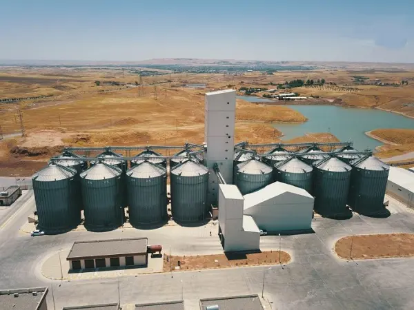 وەزارەتی بازرگانی : "سێ سایلۆ تەواوبوون و سێی دیکەش درووست دەکرێن"