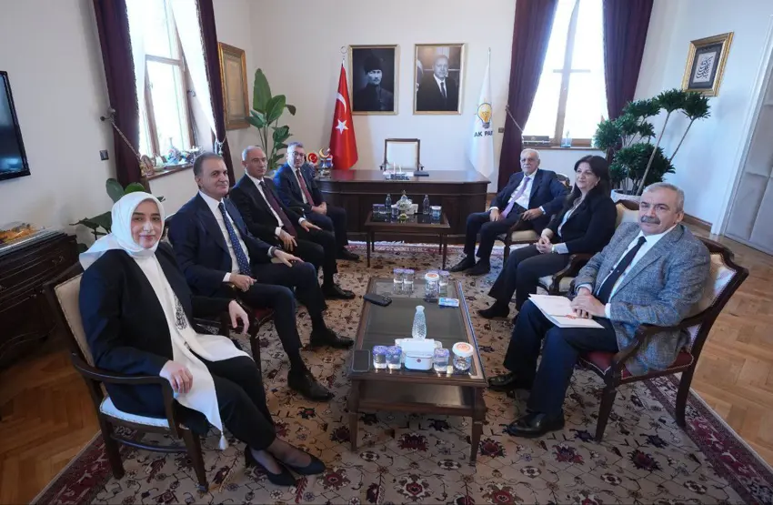 Ji AK Partiyê yekem daxuyaniya hevdîtina sanda DEMê