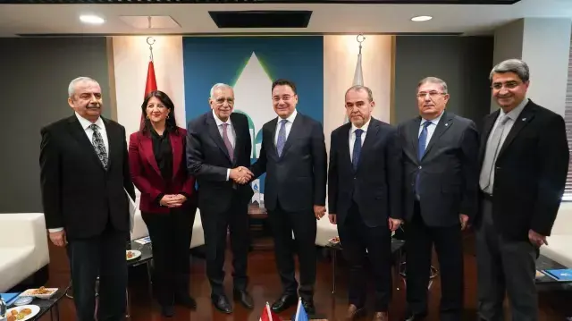 Heyeta Îmraliyê ya DEM Partiyê serdana DEVA Partiyê kir