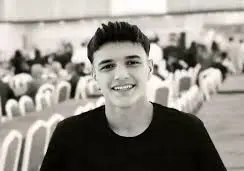 Li Cizîrê kesekî bi kêrê hat kustin