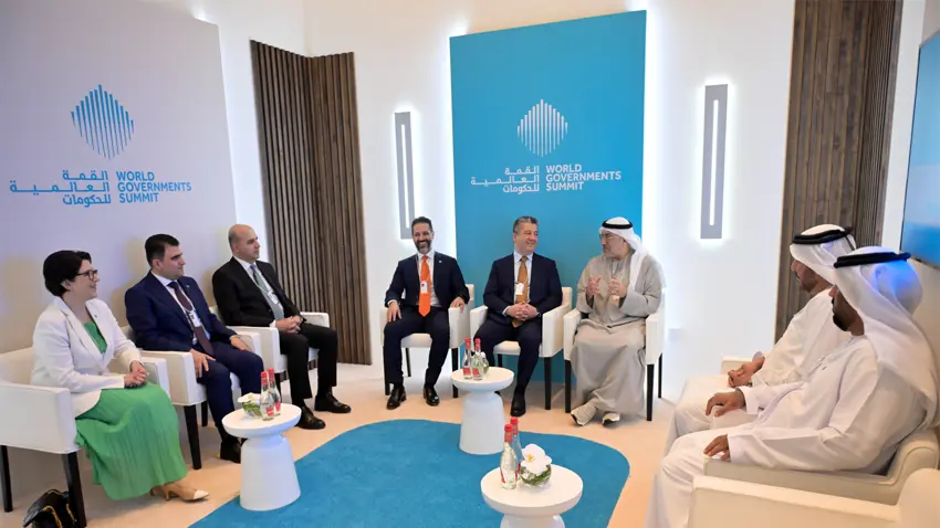 Mesrûr Barzanî bi Wezîrê Tenduristiyê yê Îmaratê re civiya