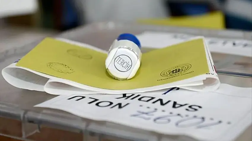 Anket: Iste begenilen parti genel baskanlari!