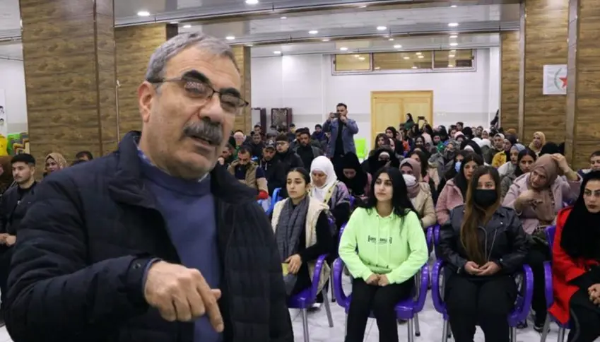 Aldar Xelîl: Tirkiye hewl dide xaka Sûriyê parçe bike