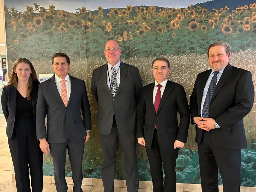 "ABD, Baskan Barzani'nin Kürt partilerini birbirine yakinlastirmadaki rolünü övdü"