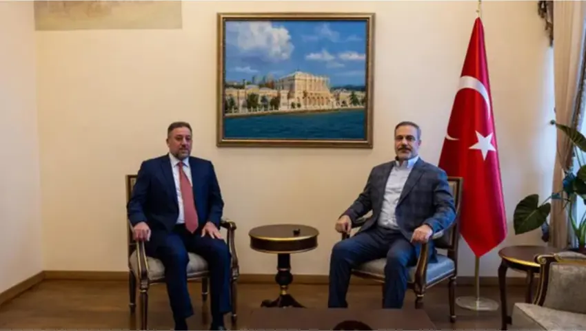 Hakan Fîdan bi Hamîs Hancer re hevdîtin kir