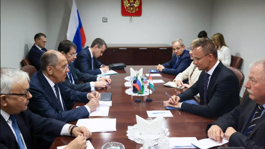 Lavrov, Macar mevkidasi ile TürkAkim saldiri girisimini görüstü