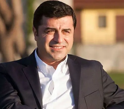 Selahattin Demirtas li ser berdana çekan ya PKKê û fesha wê daxwuyanî da