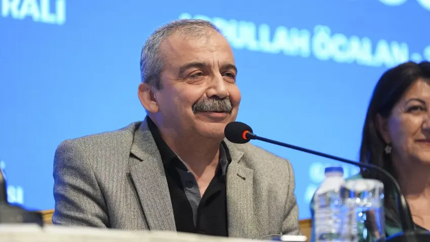 Sirri Sureyya Önder: Em bi hêvî ne di 3 mehan de her tistî sererast bikin