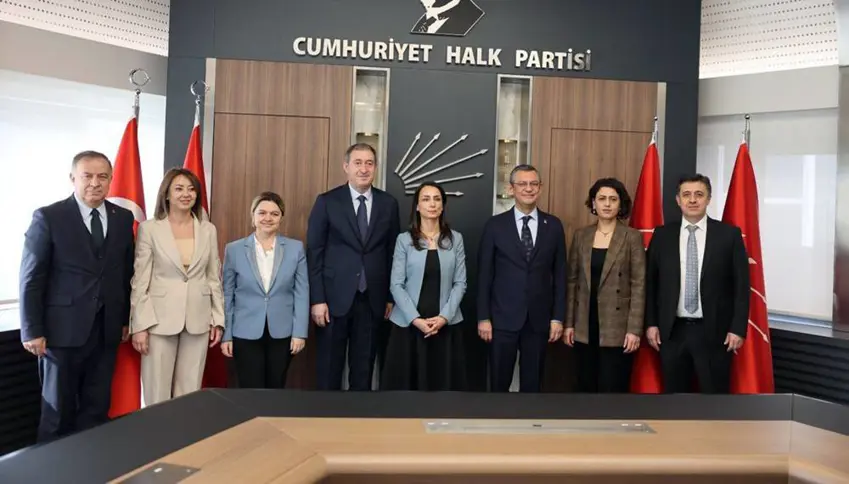 Bakirhan: Nabe DEM Partî ji bo çekdanîna HSDê tistekî bêje