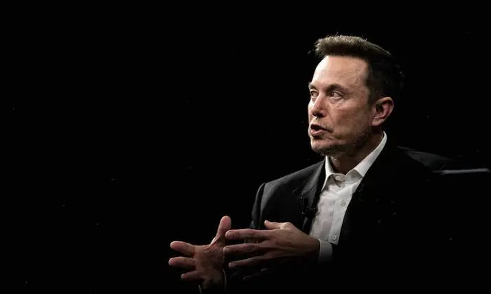 Elon Musk: "X, büyük bir siber saldiri altinda"
