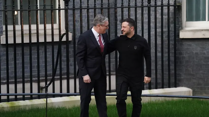 پێشوازی گەرمی سەرۆکوەزیرانی بەریتانیا لە سەرۆکی ئۆکراین