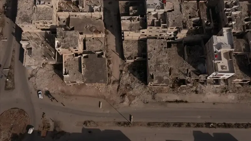 Israil, Suriye’deki askeri hedefleri vurdu