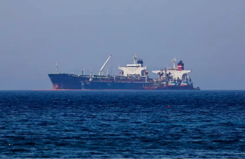 حكوومەتی ئەمریكا پلانی ڕاگرتن و پشكنینی كەشتییە نەوت هەڵگرەكانی ئێران لە دەریادا تاوتوێ دەكات