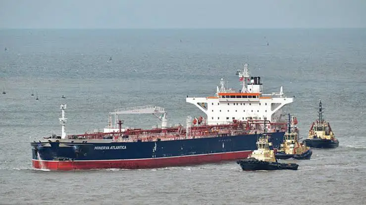 “ABD, Rusya'dan petrol tasiyan gemilere karsi agresif yaptirimlar uygulayabilir”