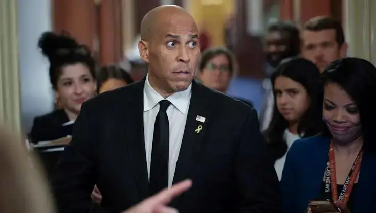 Senatorê Amerîkî bi berteka xwe rekor sikand!