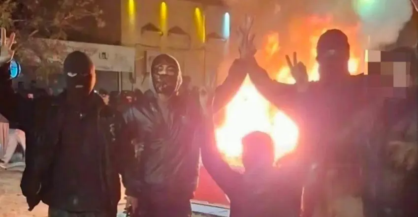 هەینی خوێنئاوی لە زاهیدان ؛ هێزەکانی حکوومەتی تەقەیان لە خەڵک کردووە