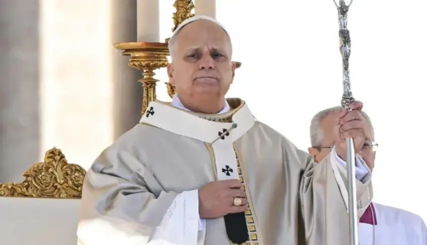 Papa banga "diyalog û aştiyê" kir