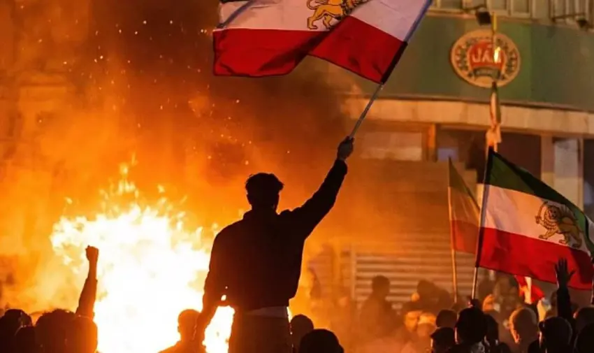 Wezîrê Îsraîlê bang li YEyê kir: Hûnê Kengî li dijî Îranê bikevin tevgerê?