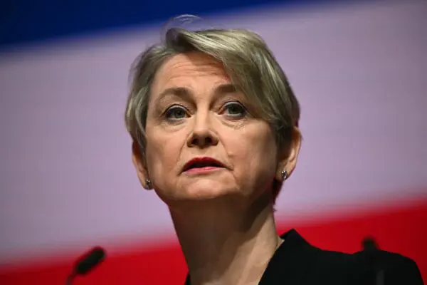 İngiltere'den İran'a yeni yaptırım kararı