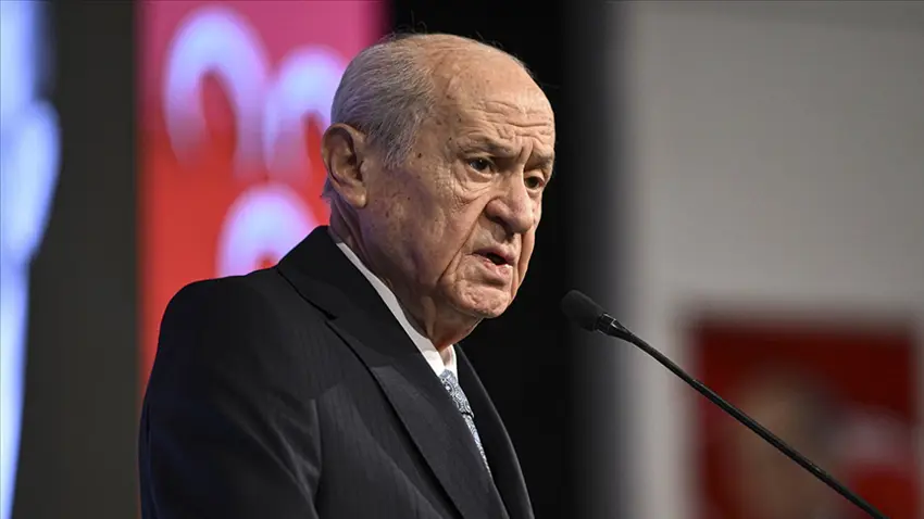 PKK'yi işaret eden Bahçeli: SDG'nin akıbeti...