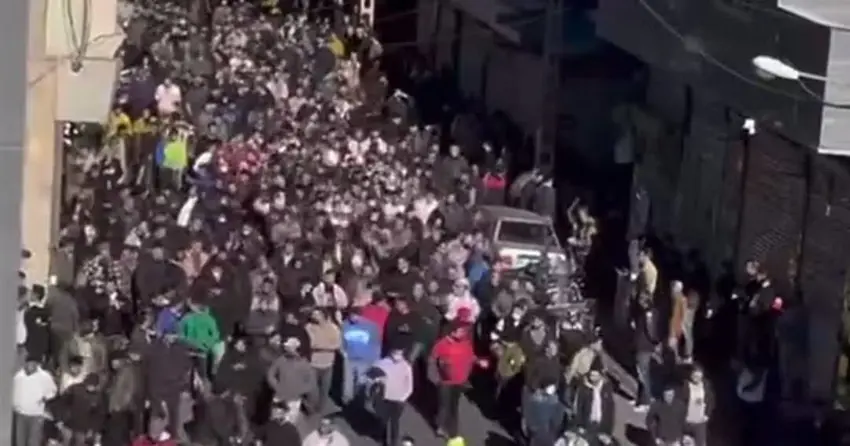 کۆمەڵکوژی خۆپیشاندەرانی ئیلام لە لایەن هێزە تیرۆریستەكانی سوپای پاسداران