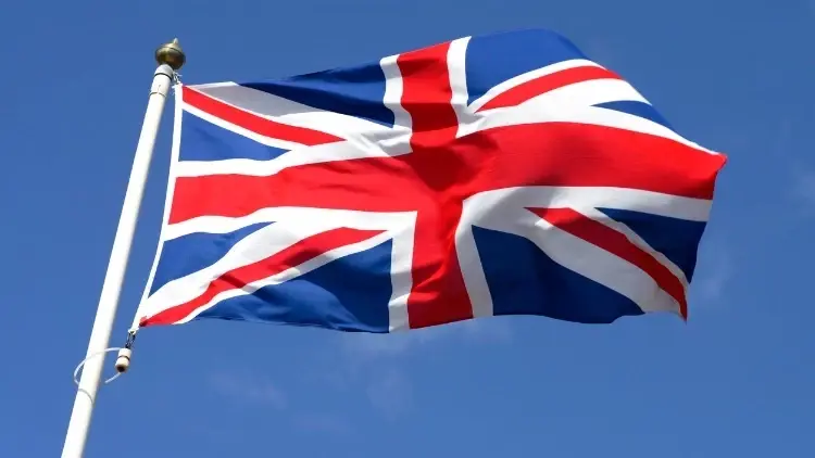 İngiltere Katar’daki askerlerini geri çekme kararı aldı