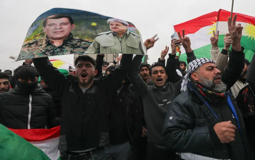 Kürdistan Bölgesi'nde Rojava'ya destek, Peşmerge'ye çağrı