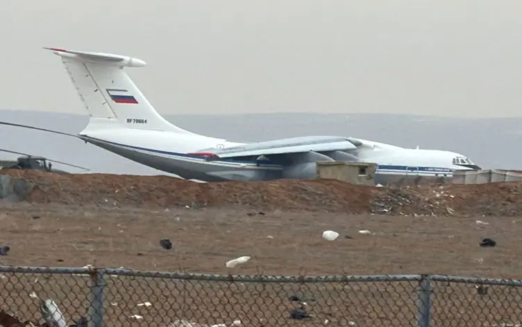 Balafirekî Rûsyayê xwe danî balafirgeha Qamîşloyê