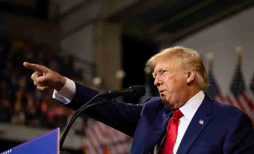 ترامپ : ئەگەر ڕژیمی ئێران بیر لە تیرۆری من بکاتەوە، لەسەر ڕووی زەوی دەیانسڕینەوە