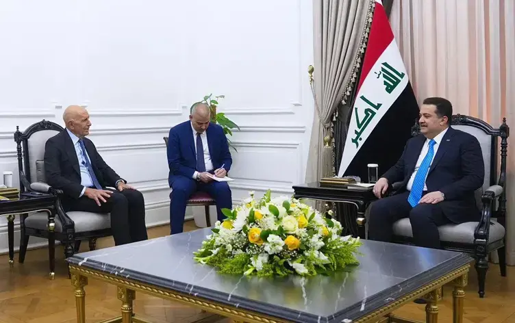 Serokwezîrê Iraqê bi Tom Barrack re civiya