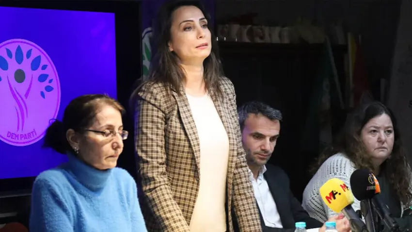 DEM Parti: "Kürtsüz bir Suriye hedefleniyor"