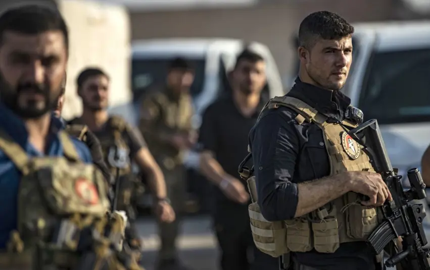 Süveyda’da silahlı grupların açtığı ateşte bir güvenlik görevlisi hayatını kaybetti