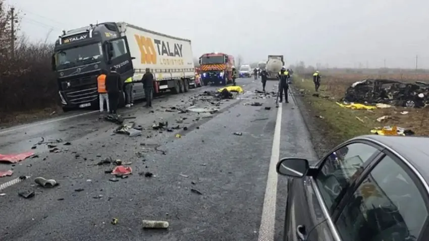 Ereba terefdarê PAOKê hildigirt li Romanya qeza kir: 7 kes mirin