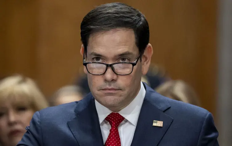 Marco Rubio: “Di menzîla Îranê de 40 hezar leşkerên me hene, dibe em êrîş bikin”