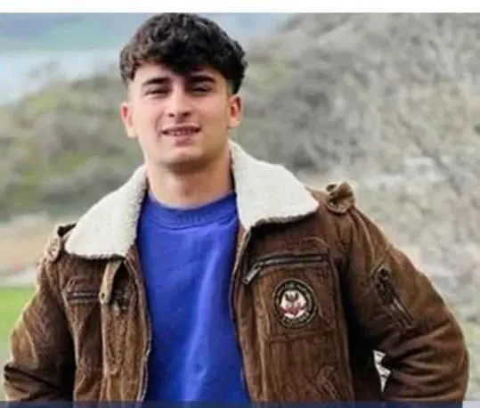 سەربازێکی کورد لە پادگانی هەمەدان لە بارودۆخی سەختی سەربازی و فشاری دارایی یەوە خۆی دەکوژێت