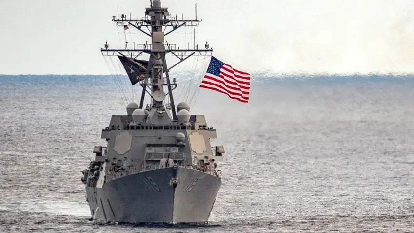 نوێترین کەشتی جەنگی ئەمریکی ' دێلبێرت دی بلاک' گەیشتە ڕۆژهەڵاتی ناوەڕاست