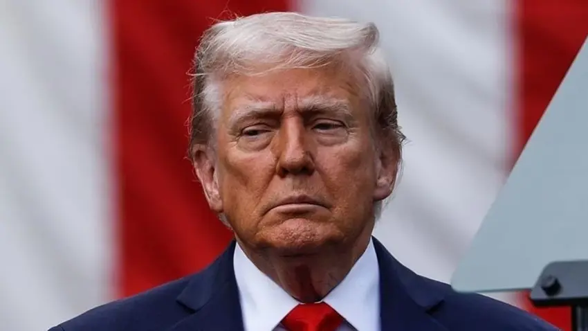 Trump Kanada'nın tüm uçak sertifikalarını iptal etti