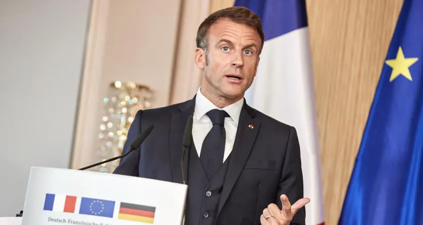 Macron: Venezuela halkının iradesine saygılı olmalı