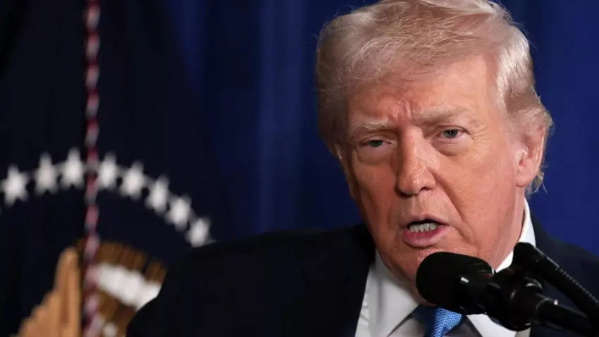 ترامپ : ئەگەر هەنگاوەکانی جێگیری سەرۆکی ڤەنزۆئێللا جێگای ڕەزامەندی ئەمریکا نەبێت "باجێکی گەورە" دەدات