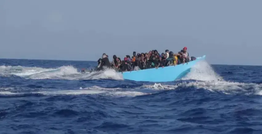 به‌له‌مێكی كۆچبه‌ران به 53‌ سه‌رنشینه‌وه‌ ژێرئاو كه‌وت