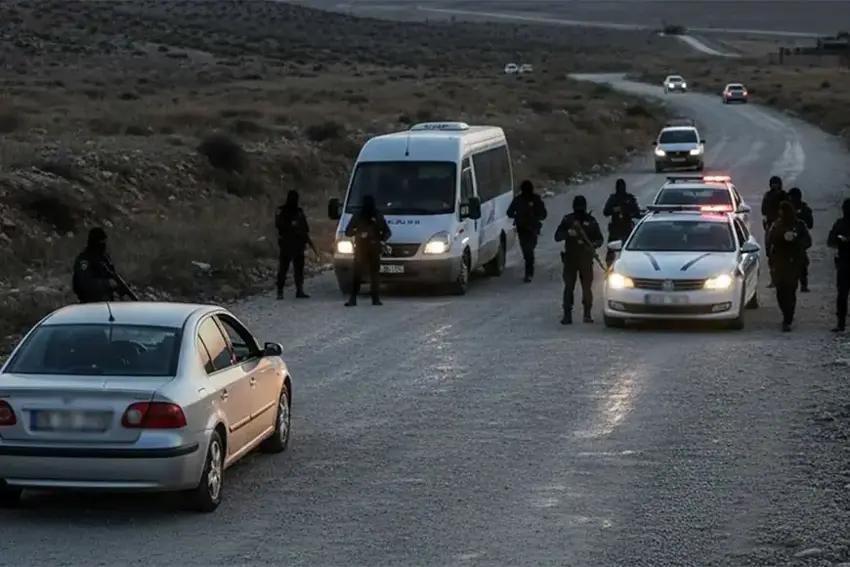 Li Midyadê dizên bi cilên polîsan hatin girtin: Du ji wan cendirme ne