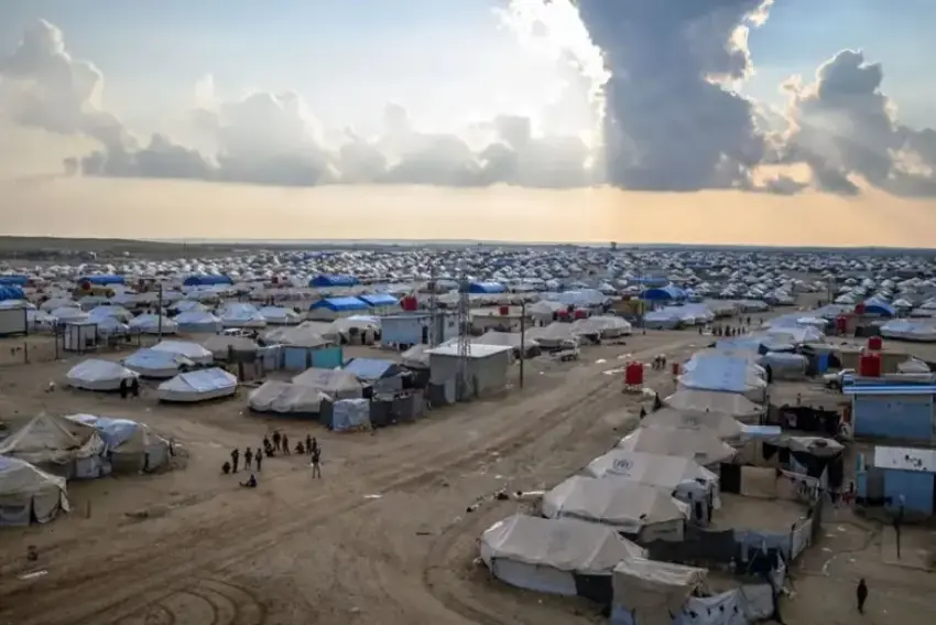 NYyê çalakiyên xwe yên li Kampa Holê rawestandin
